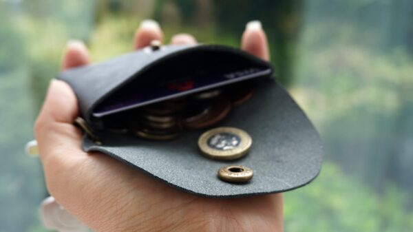 black leather coin purse keyfob 2023 (8) (1) Leather coin & card purse