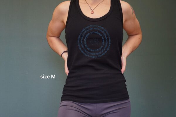Organic Yoga Tanktop, Black, Slim Fit | Ashtanga Yoga Opening Mantra